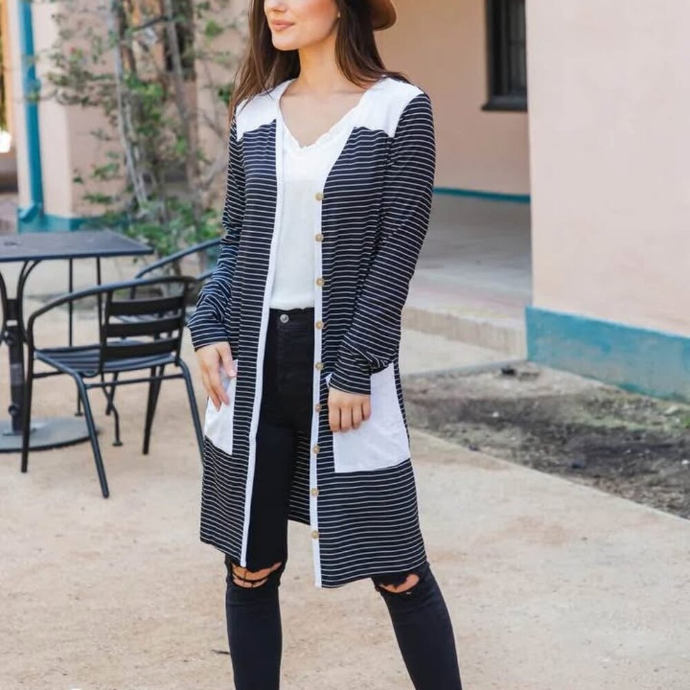 Women’s Tickled Teal XL striped cardigan